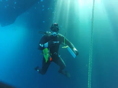 PHOTO-2025-12-11-09-34-49